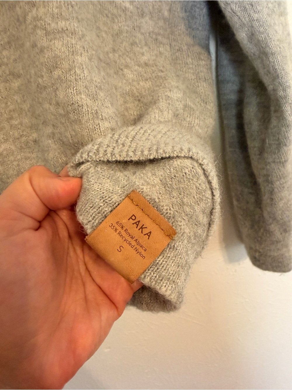 Paka The Hoodie - Picture 6 of 9